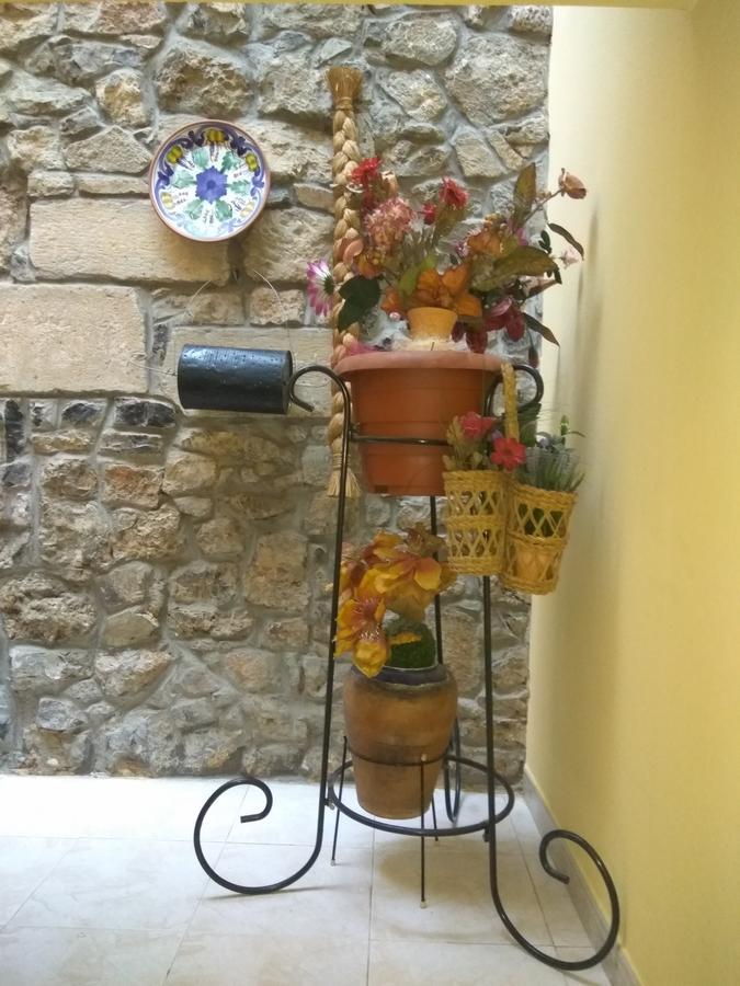 Hotel Neptuno Villaviciosa  Extérieur photo